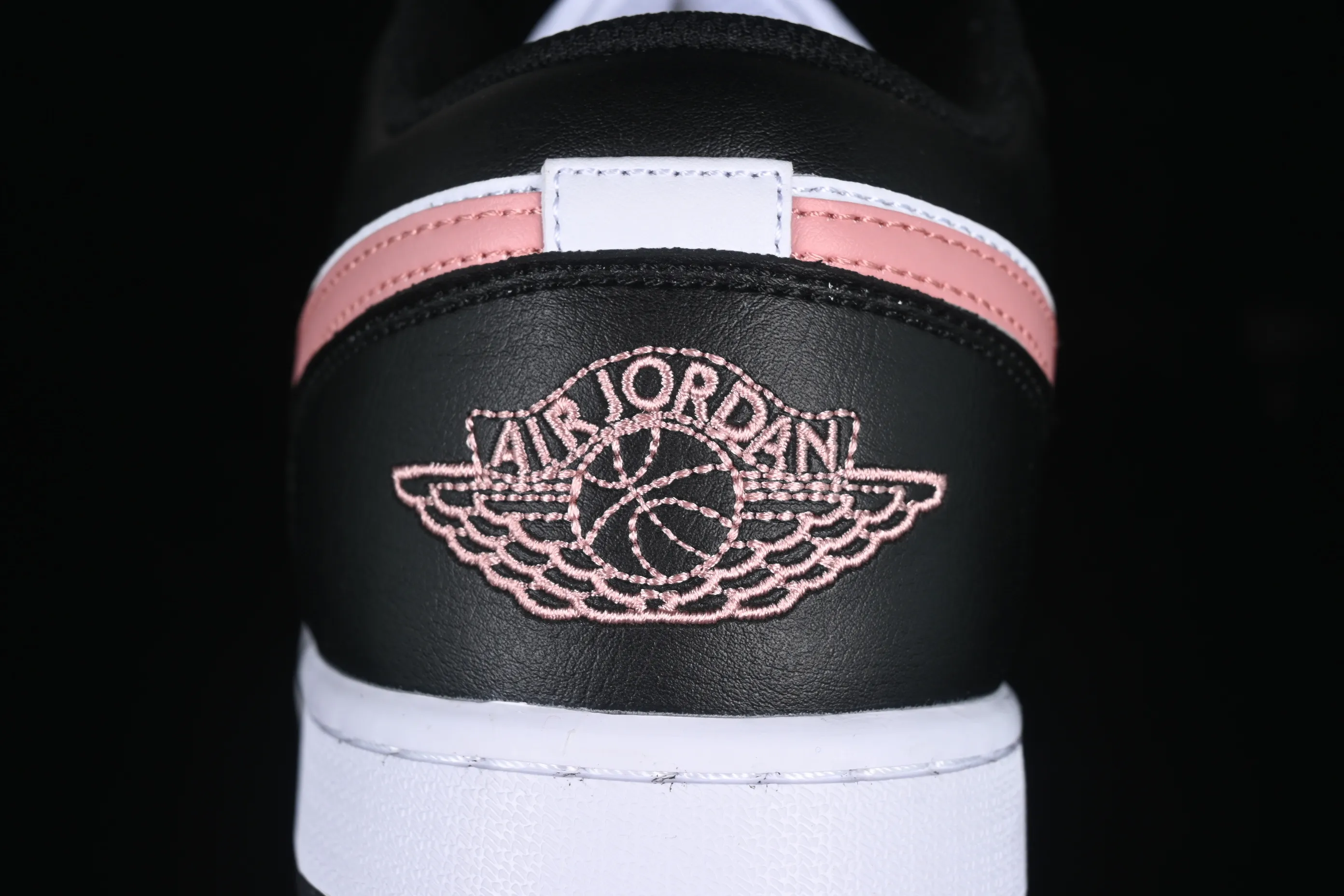 All categories Air Jordan Jordan series basketball shoes Air Jordan 1 Low Air Jordan 1 Low AJ1 Joe 1 black and white low-top cultural and leisure sports sneakers 553558-165